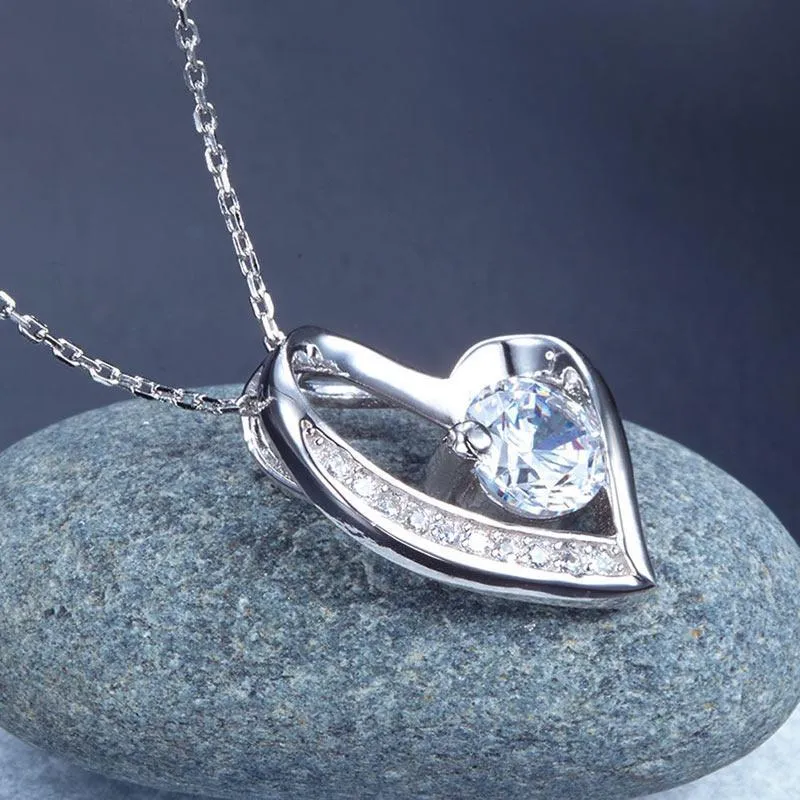 1 Carat Created Zirconia Heart 925 Sterling Silver Pendant Necklace MXFN8033