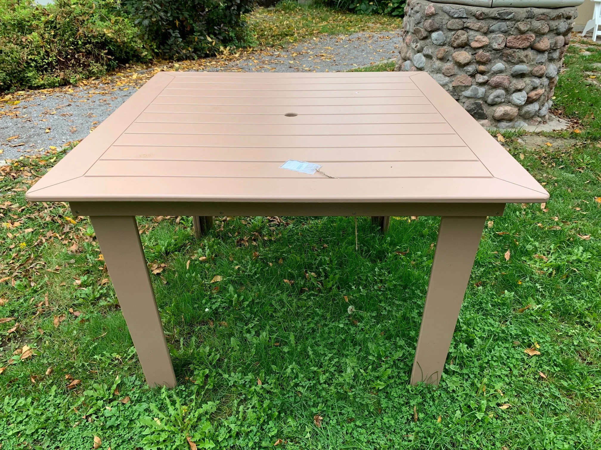 48" X 48" DINING TAN