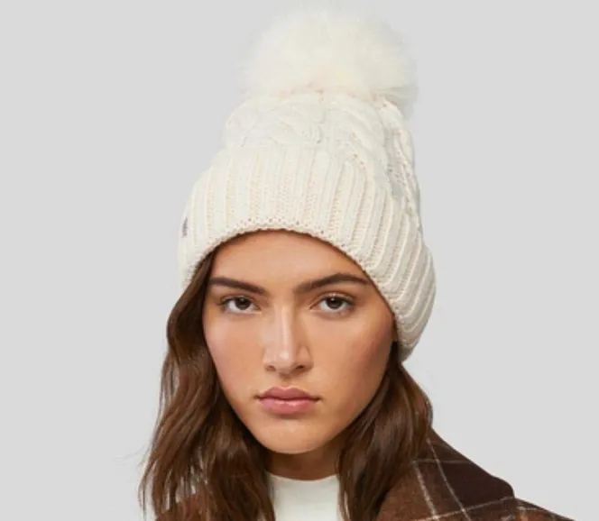 Amalie Cable Knit Detachable Pom Pom Hat