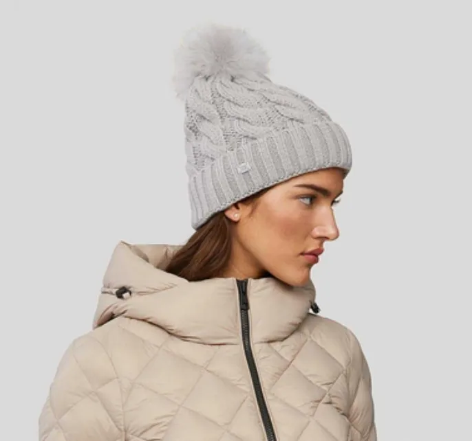 Amalie Cable Knit Detachable Pom Pom Hat