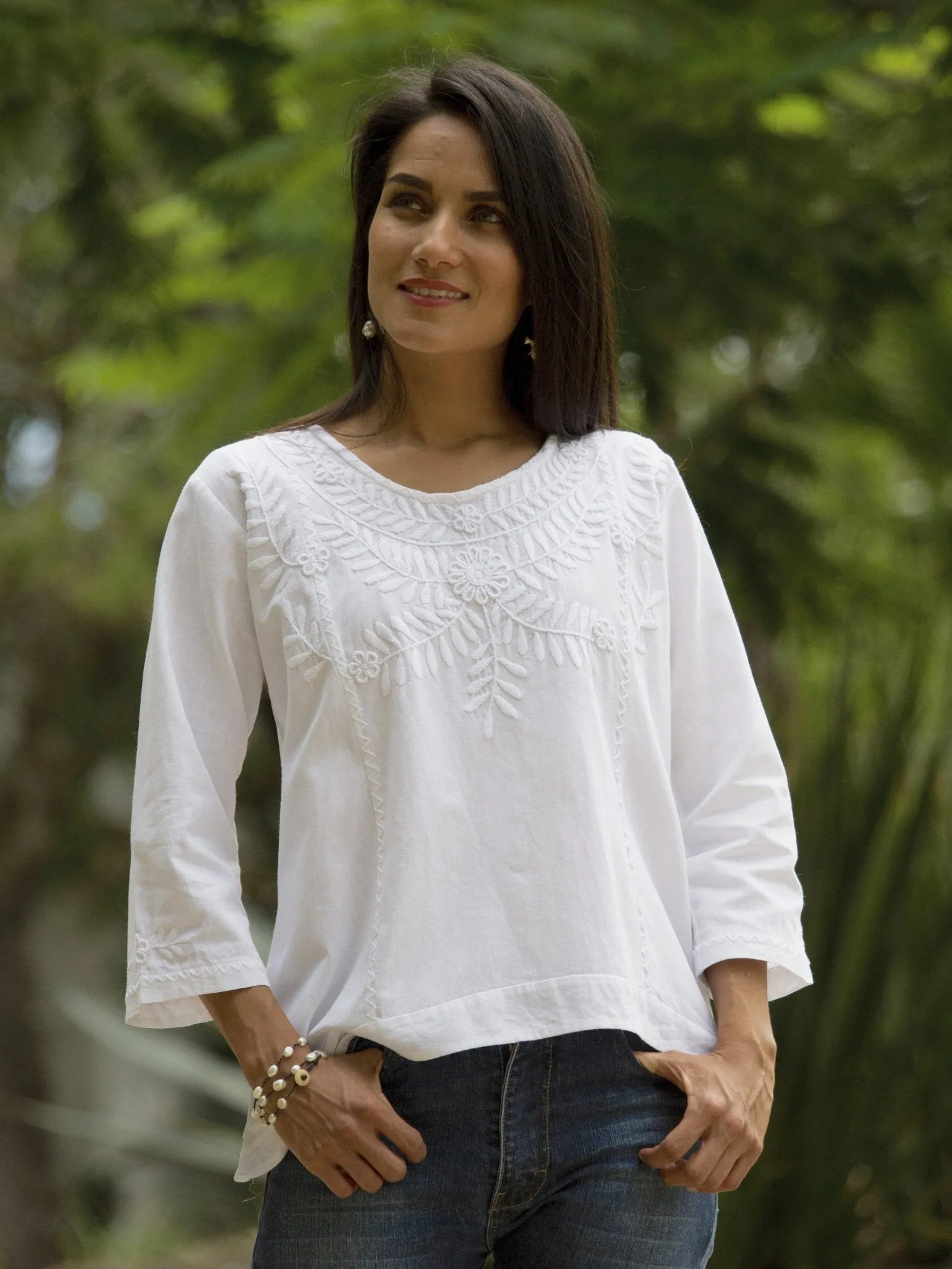 Clavel Crisp White Blouse