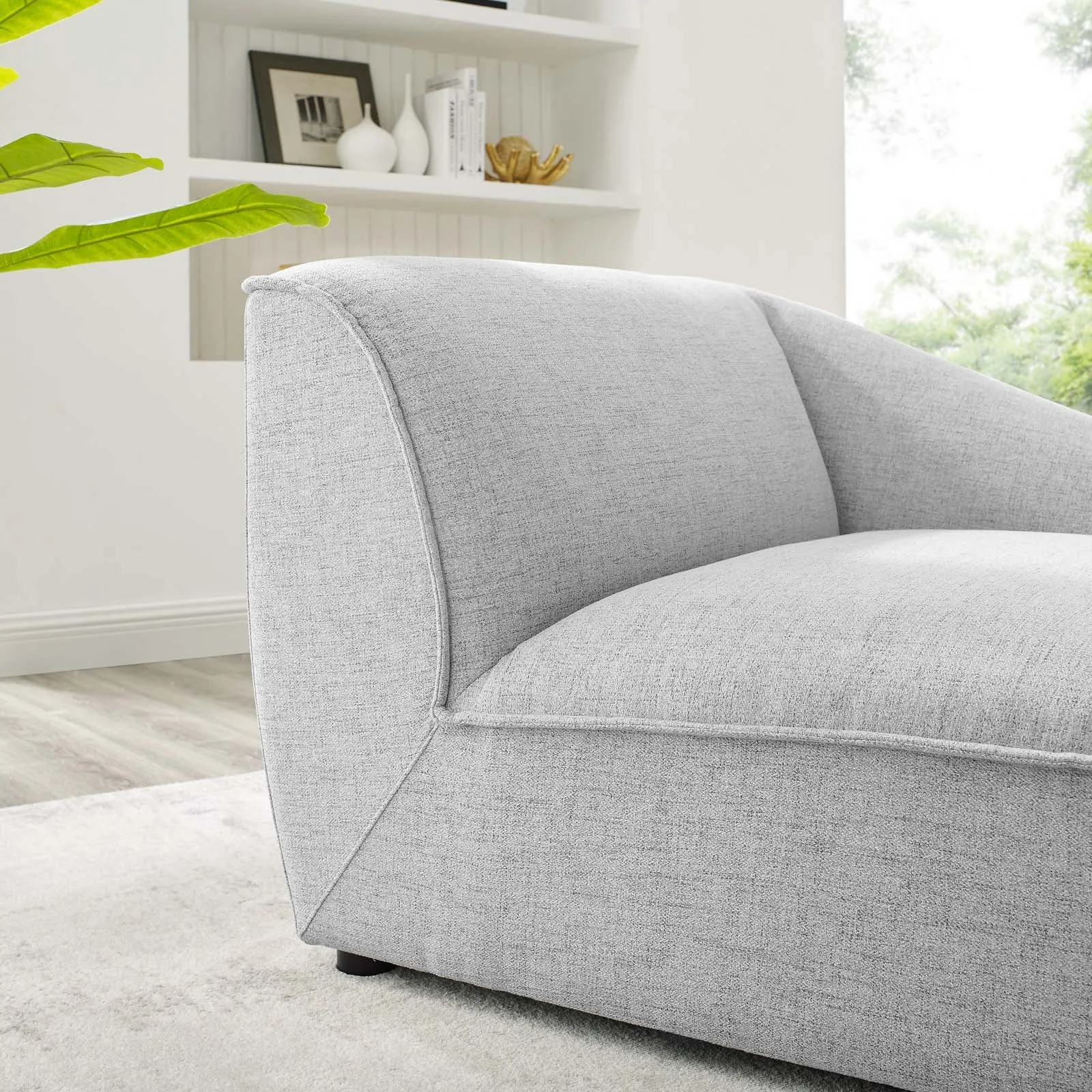 Comprise Right-Arm Sectional Sofa Chair