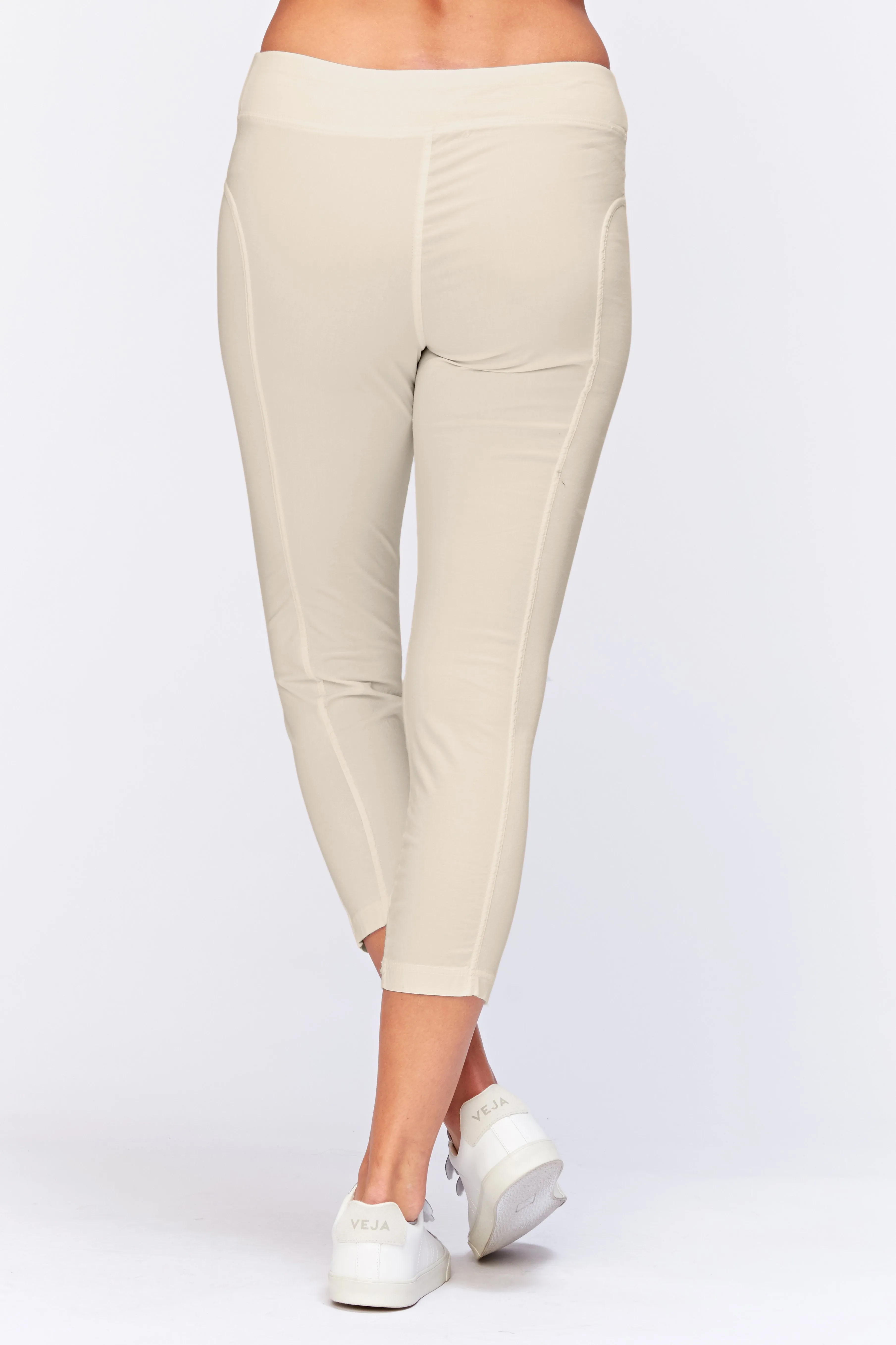 Jetter Crop Legging