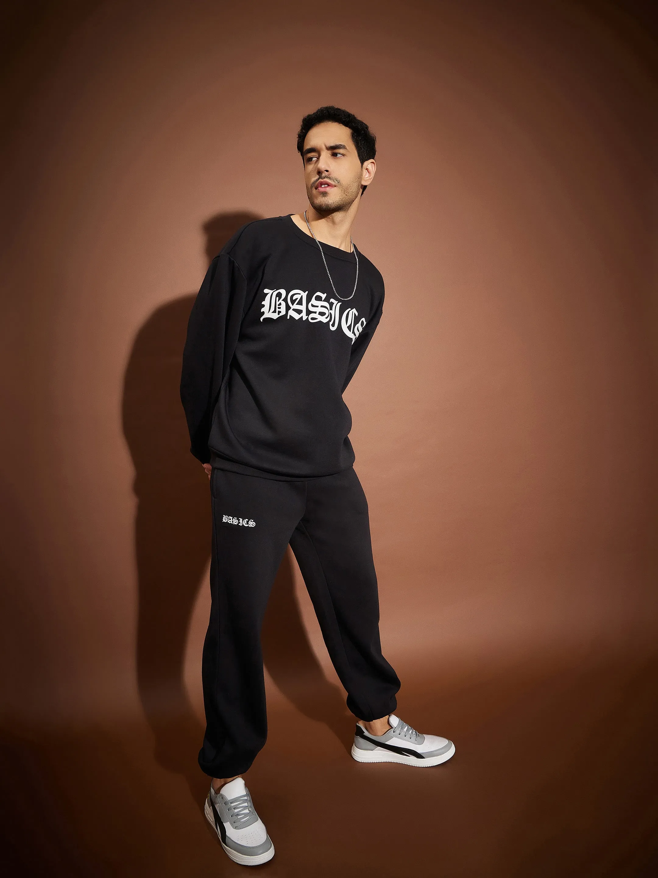 Men Black BASIC Oversized Sweatshirt With Joggers