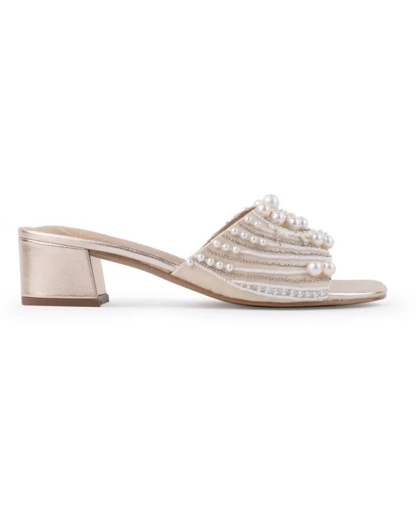 Swan Song : Sandal Heels