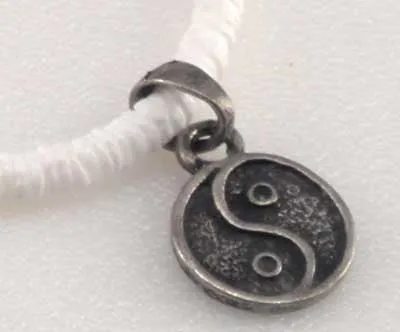 White Pukka Necklace with Yin/Yang